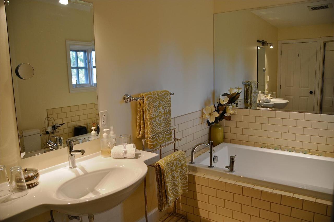 Ganges Wetherly Inn & Spa מראה חיצוני תמונה